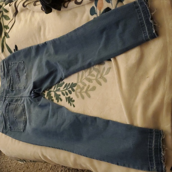 Mid RISE JEAN - Picture 3 of 9